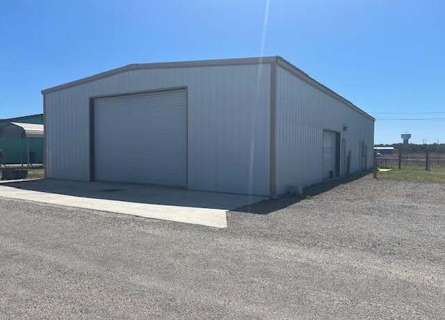 Property at 210 Bermuda Dr, Rockport, TX 78382, 2 beds, 1 bath