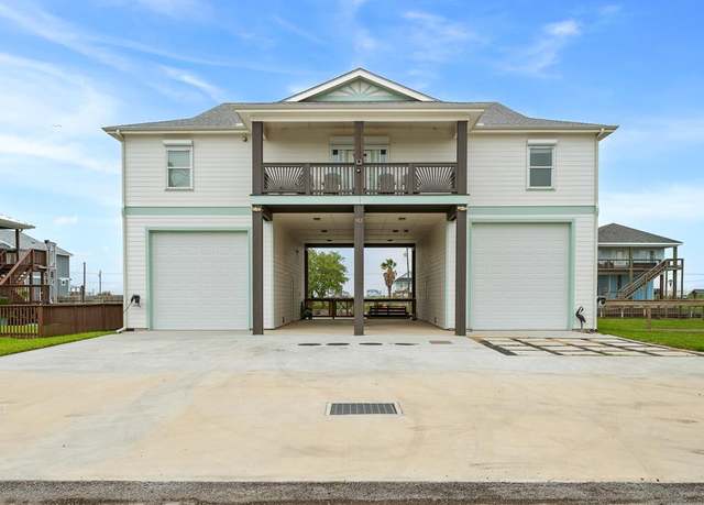 Property at 142 Channelview, Rockport, TX 78382, 4 beds, 2.5 baths