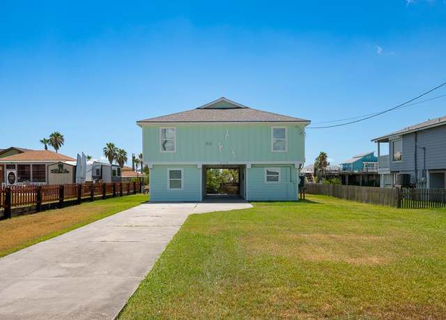 Property at 117 Quail Dr, Rockport, TX 78382, 3 beds, 2 baths