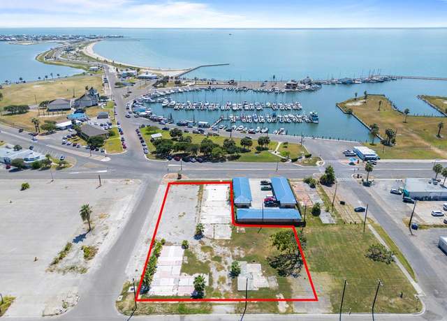 Property at 1001 E Concho St, Rockport, TX 78382