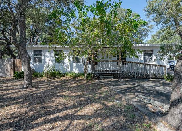 Property at 1117 N Pearl St, Rockport, TX 78382, 1 bed, 1 bath