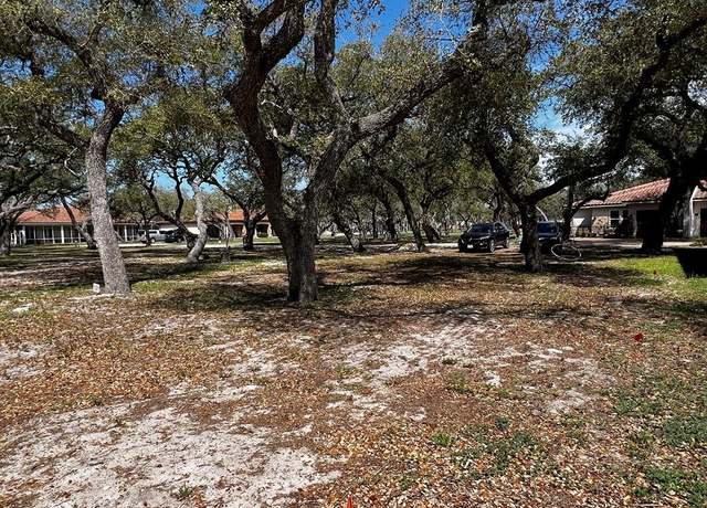 Property at 1301-B Royal Oaks Trl, Fulton, TX 78358