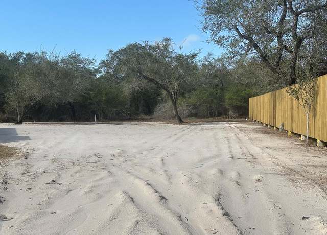 Property at 34 Joseph Ln, Rockport, TX 78382
