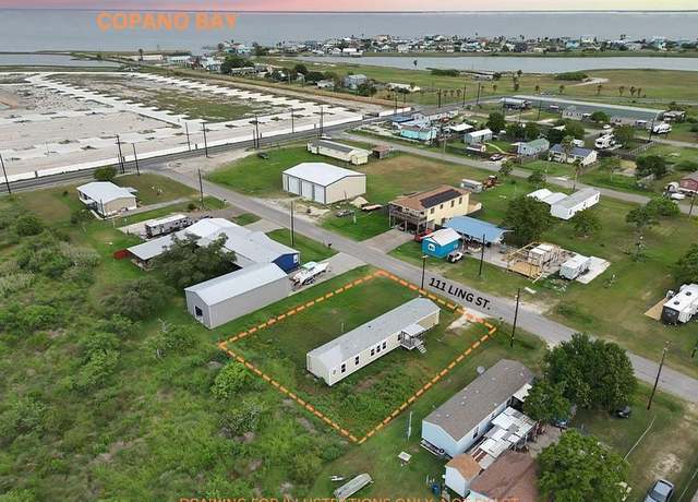 Property at 111 Ling St, Rockport, TX 78382, 3 beds, 2 baths