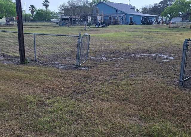 Property at 726 - 730 First St, Bayside, TX 78340