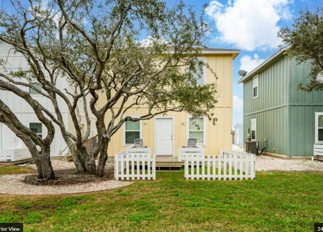 Property at 4212 Hwy 35 S #16, Rockport, TX 78382, 3 beds, 2 baths