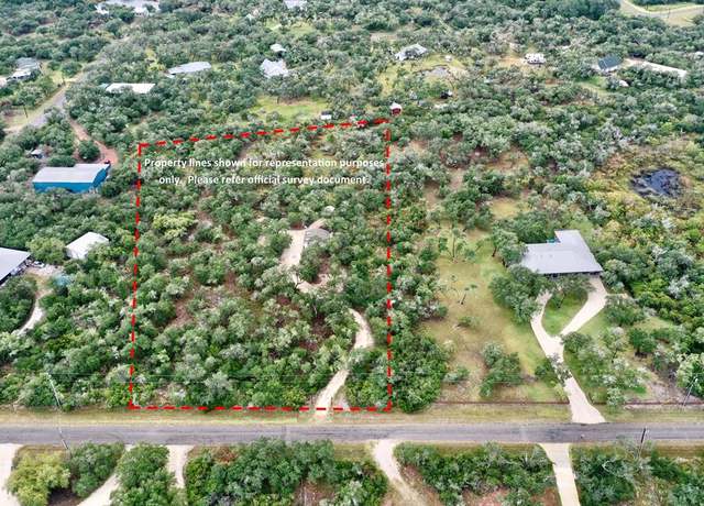 Property at 35 Bee Tree Cir, Rockport, TX 78382, 1 bed, 1 bath