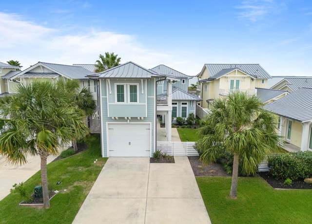 Property at 110 Reserve Ln, Rockport, TX 78382, 5 beds, 4 baths