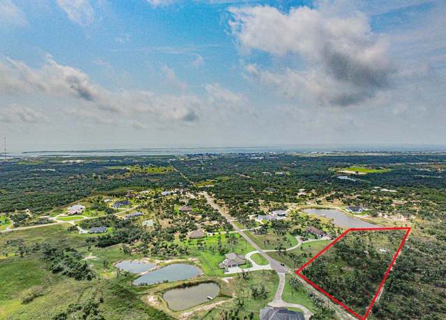 Property at 61 W Wildwood, Rockport, TX 78328