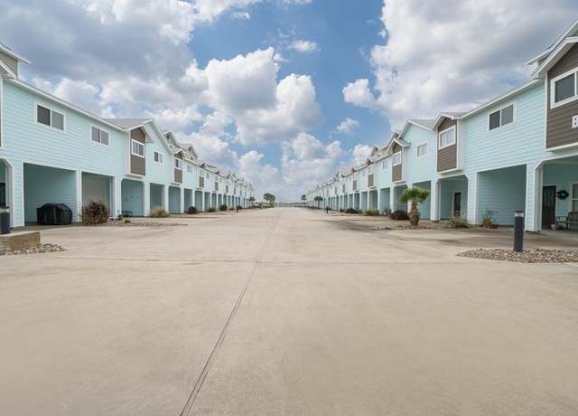 Property at 3441 Loop 1781 Unit E-2, Rockport, TX 78382, 2 beds, 2 baths
