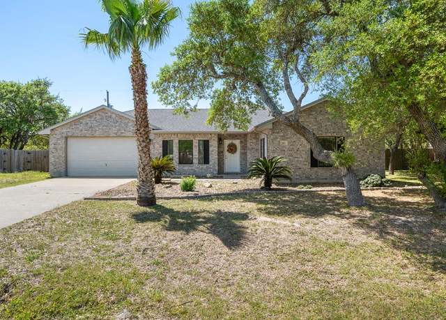 Property at 913 Redwood Ave, Rockport, TX 78382, 3 beds, 2 baths