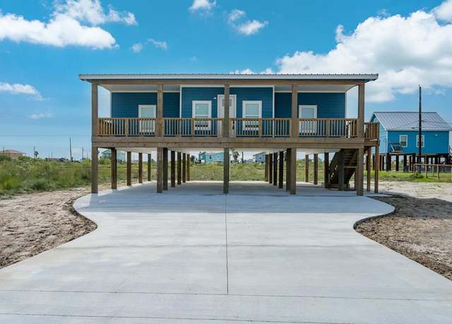 Property at 372 W Misty Oak, Rockport, TX 78382, 3 beds, 2 baths