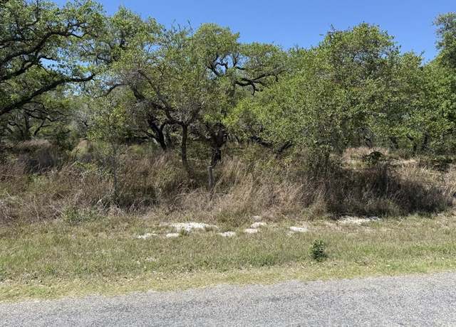 Property at 341 Spanish Wood Dr, Rockport, TX 78382