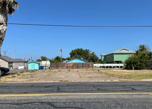 Property at 612 S Church St, Rockport, TX 78382