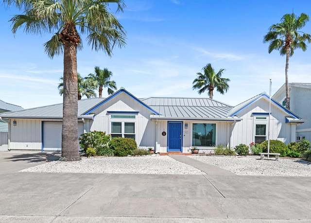 Property at 21 Flamingo Rd, Rockport, TX 78382, 3 beds, 2 baths