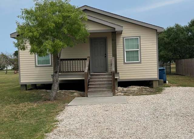 Property at 514 Third St, Bayside, TX 78340, 2 beds, 2 baths
