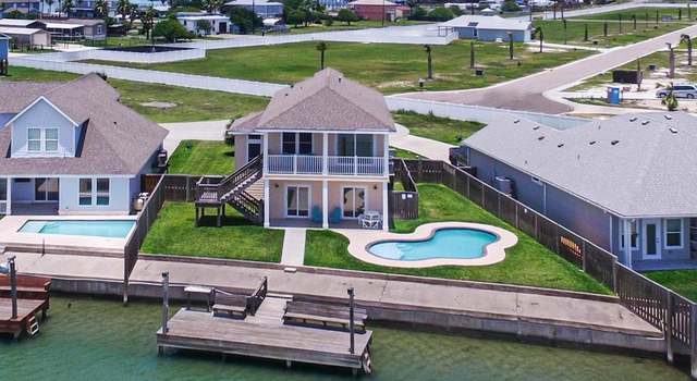 Photo of 115 Linda Ln, Rockport, TX 78382