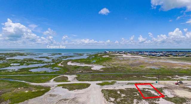 Photo of 66 Bayview Loop, Rockport, TX 78382