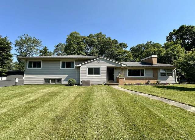 Property at 336 Shannon Dr, Chillicothe, OH 45601, 4 beds, 3 baths