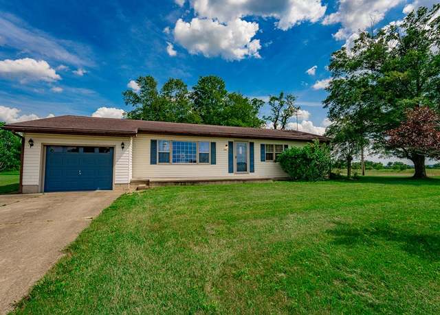 Property at 459 Union Ln, Chillicothe, OH 45601, 3 beds, 2.5 baths
