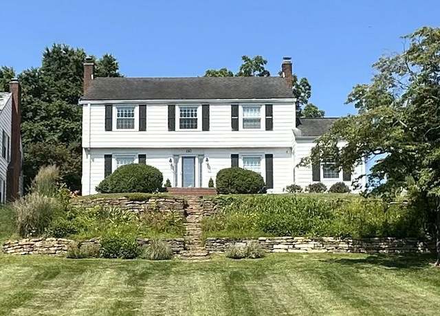 Property at 192 Grand Ave, Chillicothe, OH 45601, 3 beds, 2.5 baths