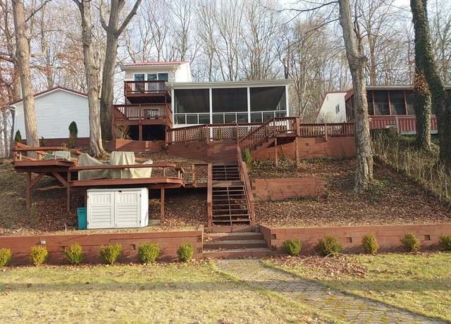 Property at 465 Bevens Ln, Waverly, OH 45690, 3 beds, 2 baths