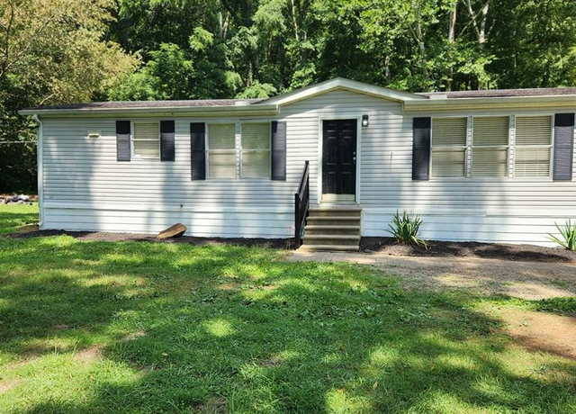 Property at 1745 Trego Creek Rd, Chillicothe, OH 45601, 3 beds, 2 baths