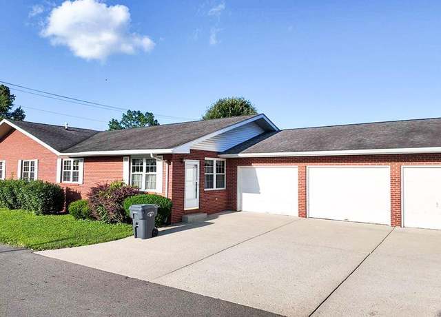 Property at 325 W South St, Jackson, OH 45640, 3 beds, 2 baths
