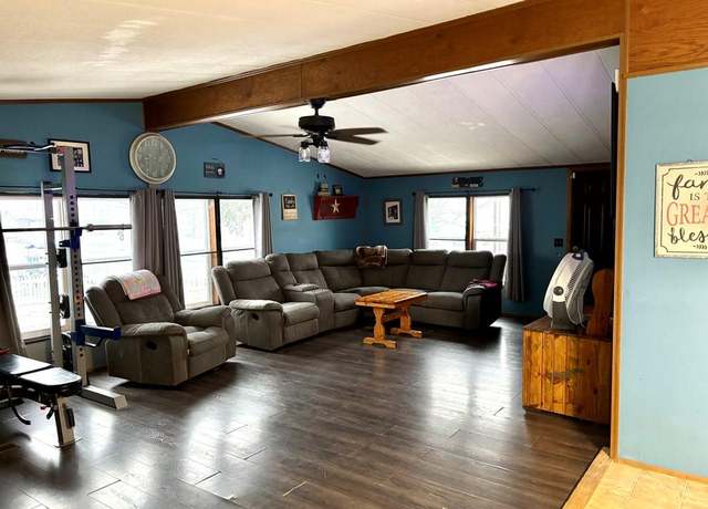Property at 31 Washington St, Sinking Springs, OH 45172, 3 beds, 2 baths