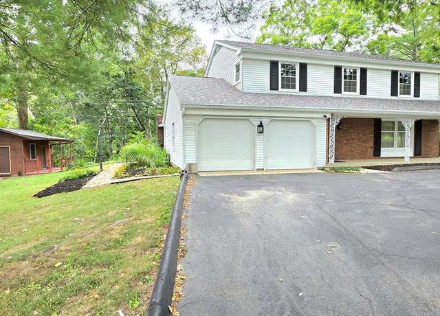 Property at 460 Summit Dr, Chillicothe, OH 45601, 5 beds, 2.5 baths