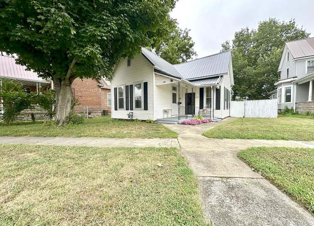 Property at 305 Eastern Ave, Chillicothe, OH 45601, 3 beds, 1 bath