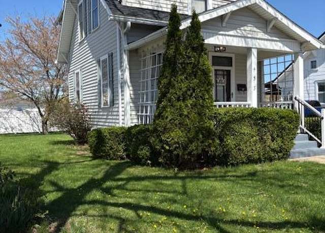 Property at 453 Laurel St, Chillicothe, OH 45601, 2 beds, 1.5 baths