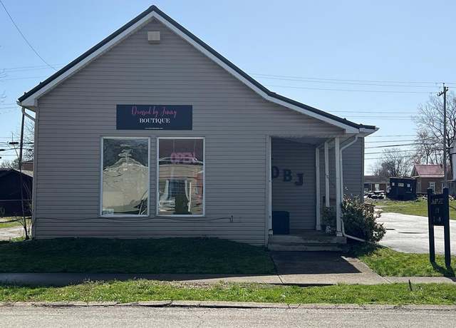 Property at 206 E Second St, Waverly, OH 45690, 3 beds, 1 bath