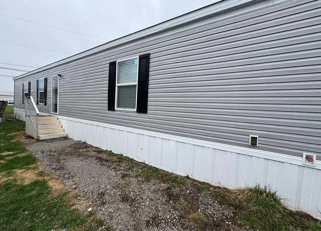 Property at 4285 D11 Broadway, Grove City, OH 43123, 3 beds, 2 baths