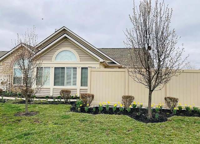 Property at 1253 Paddock Loop, Washington Court House, OH 43160, 2 beds, 2 baths