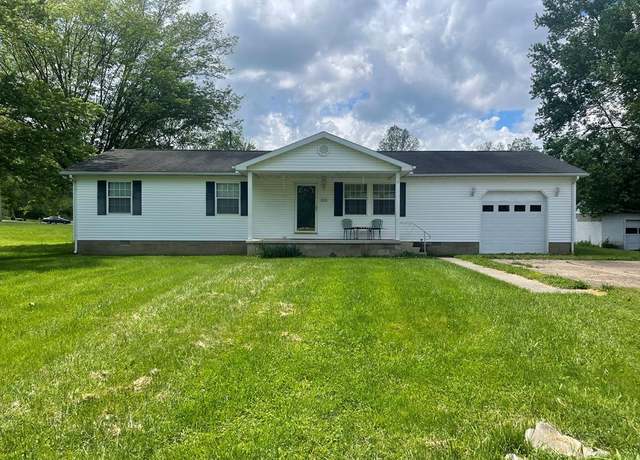 Property at 25 Lakeview Dr, Waverly, OH 45690, 3 beds, 1.5 baths