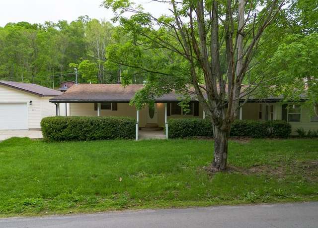 Property at 947 Spud Run Rd, Chillicothe, OH 45601, 3 beds, 2 baths