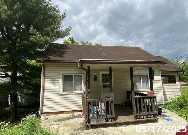 Property at 18451 Main St, Union Furnace, OH 43158, 2 beds, 1 bath