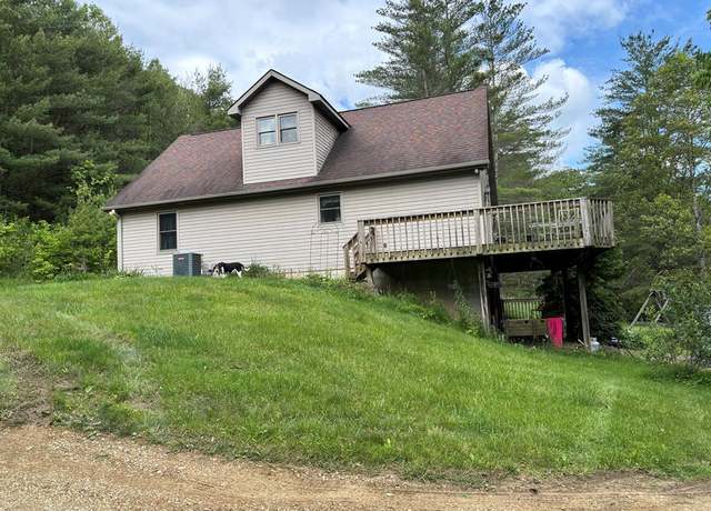 Property at 2120 Spud Run Rd, Chillicothe, OH 45601, 3 beds, 2.5 baths