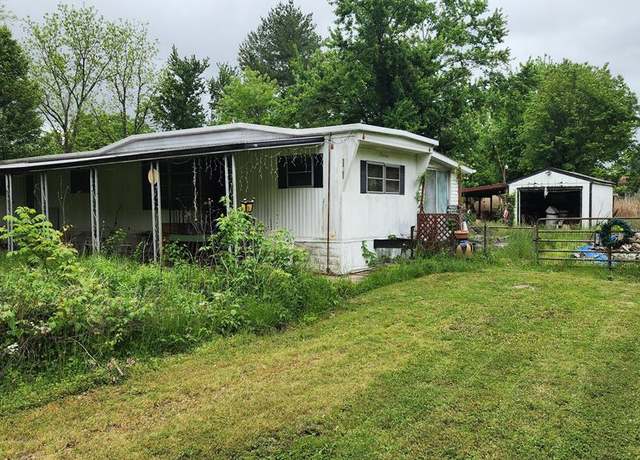 Property at 11900 Maple Trl, Hillsboro, OH 45133