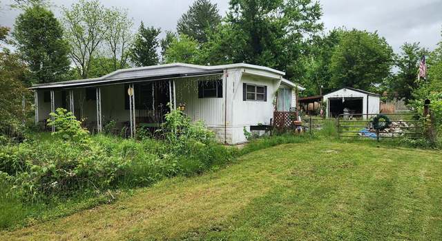 Photo of 11900 Maple Trl, Hillsboro, OH 45133