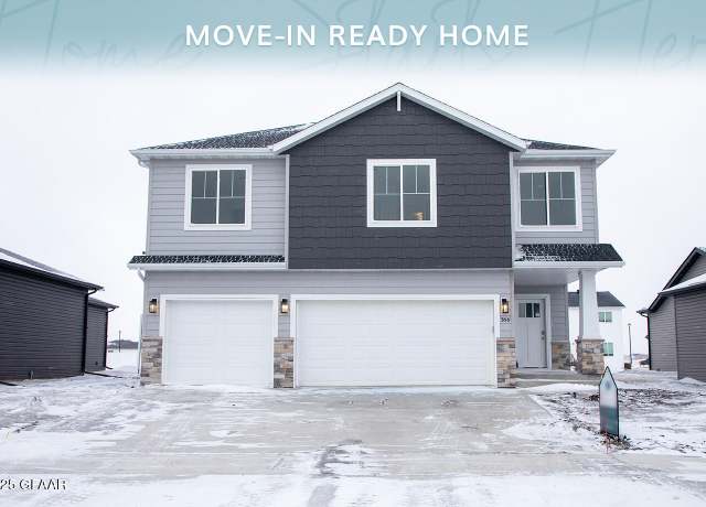Property at 366 Wren Dr, Grand Forks, ND 58201, 4 beds, 3 baths