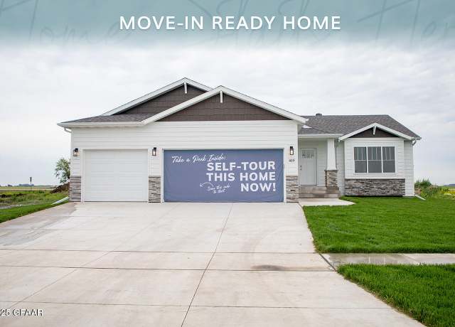Property at 409 Wren Dr, Grand Forks, ND 58201, 3 beds, 2 baths