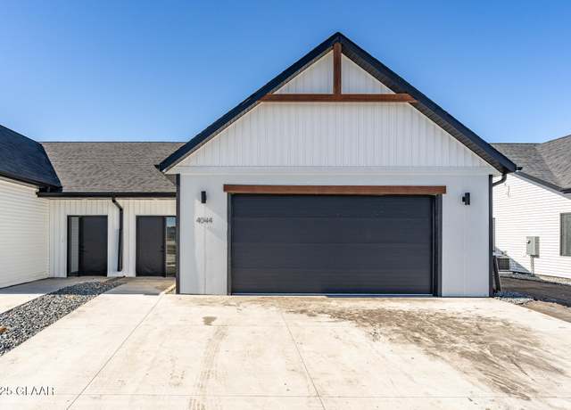 Property at 4118 Haven Ct, Grand Forks, ND 58201, 2 beds, 2 baths