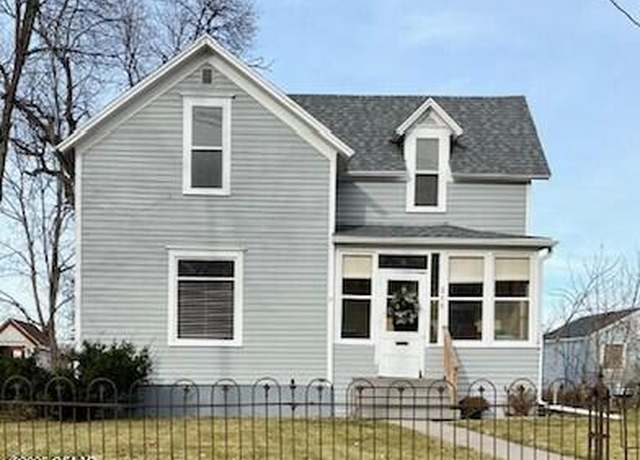 Property at 216 6th Ave S, Moorhead, MN 56560, 3 beds, 2 baths