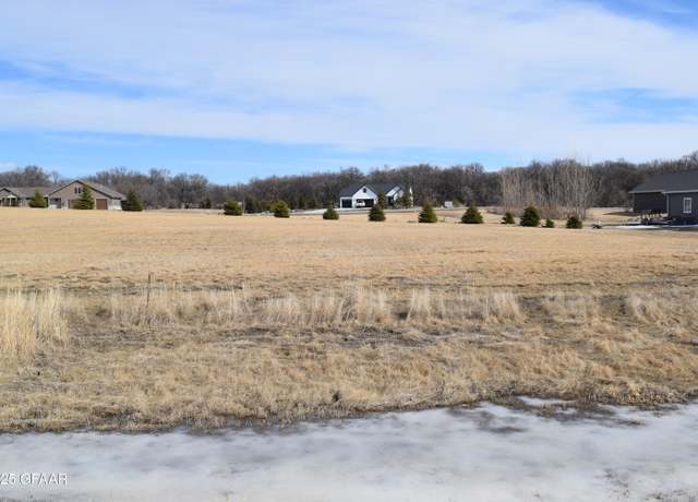 Property at 206 Weed DR Dr, Devils Lake, ND 58301