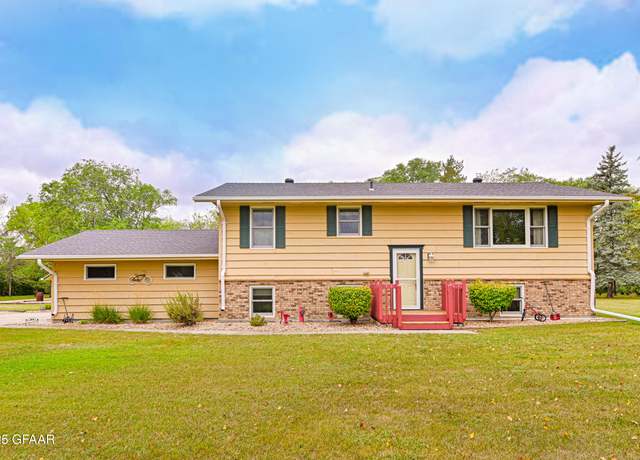 Photo of home in Grand Forks County