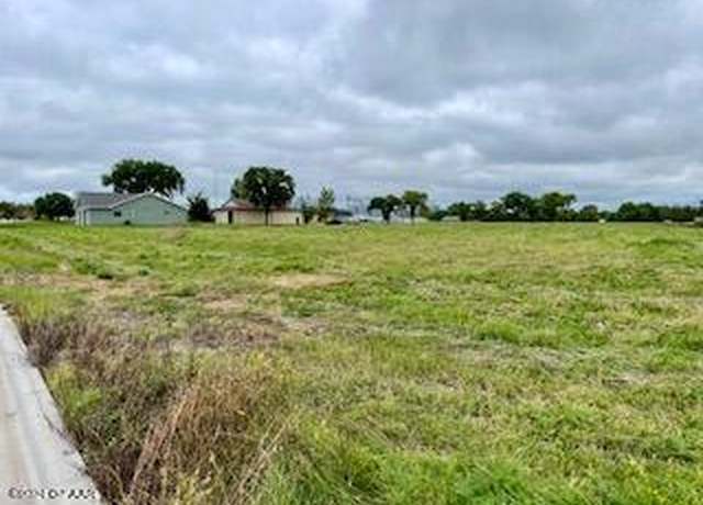 Property at LOT 6 5th Ave S, Crookston, MN 56716