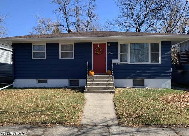 Property at 1300 5th Ave NW, East Grand Forks, MN 56721, 5 beds, 2 baths