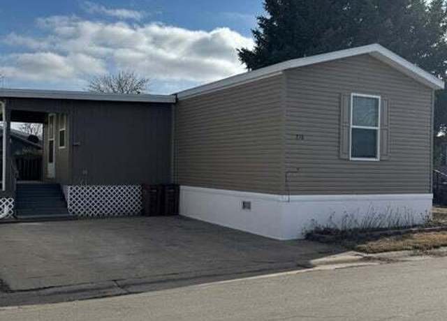Property at 216 Mars Dr, East Grand Forks, MN 56721, 3 beds, 2 baths